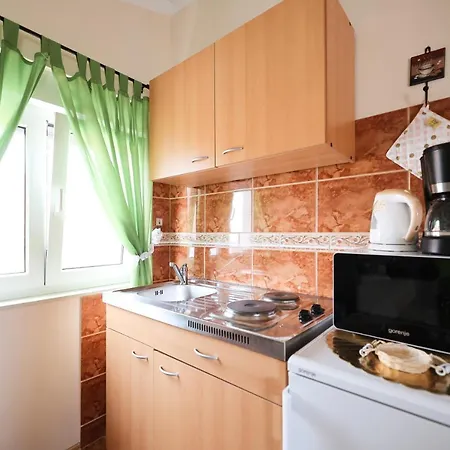 Veronika Apartment