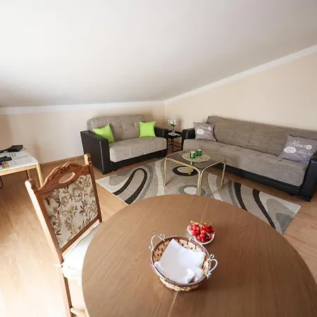 Veronika Apartment