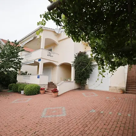Apartment Veronika Zadar