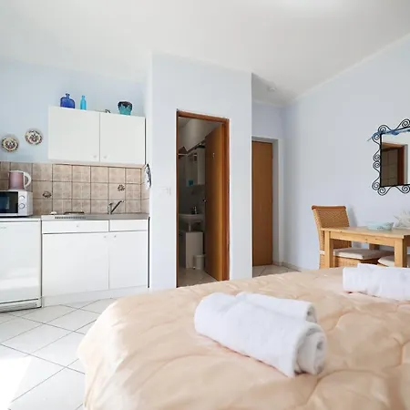 Silver Luxury Apartments By Adex Travel *