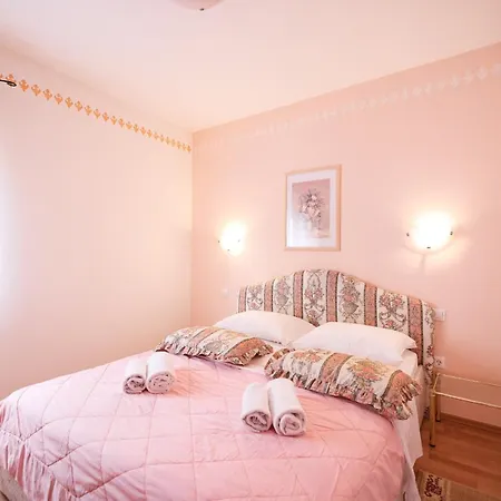 Silver Luxury Apartments By Adex Travel *