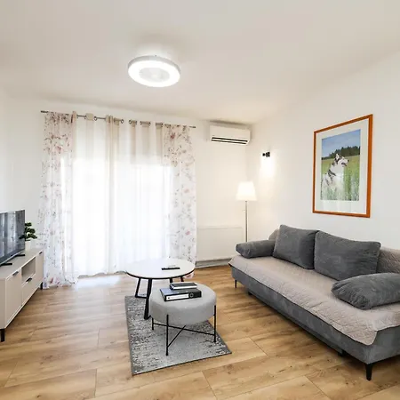 Silver Luxury Apartments By Adex Travel *