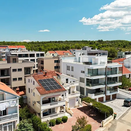 Silver Luxury Apartments By Adex Travel