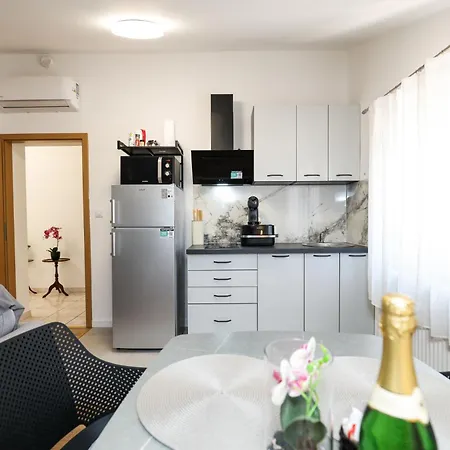 Silver Luxury Apartments By Adex Travel Zadar