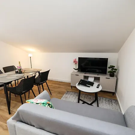 Silver Luxury Apartments By Adex Travel