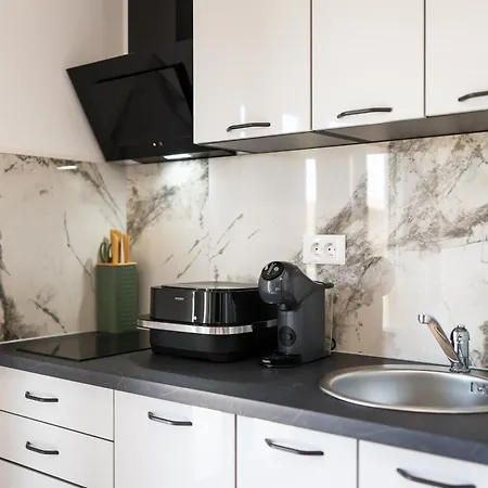 Silver Luxury Apartments By Adex Travel *