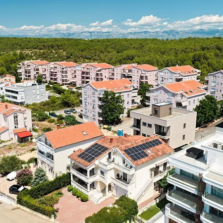 Apartament Silver Luxury Apartments By Adex Travel
