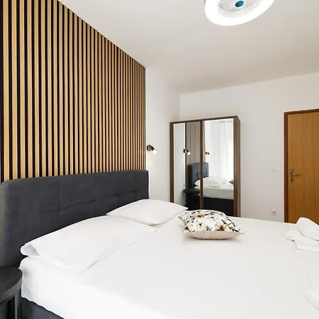 Silver Luxury By Adex Travel Zadar